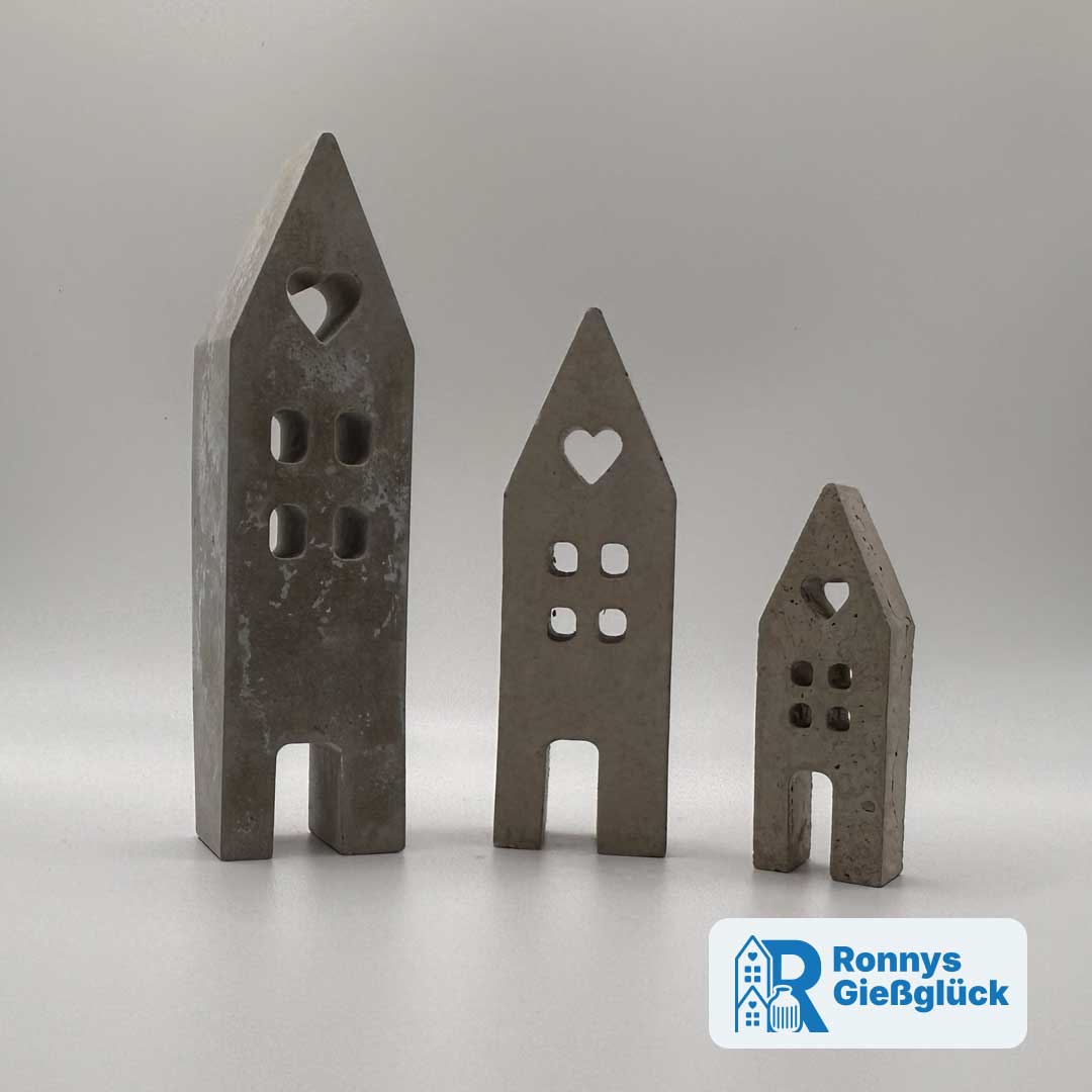 Set Häuserliebe aus Beton in Grau | Handgefertigte Deko von Ronnys Gießglück Deko Häuser Set aus Beton in Grau klein mittel groß – handgemachte Häuser von Ronnys Gießglück