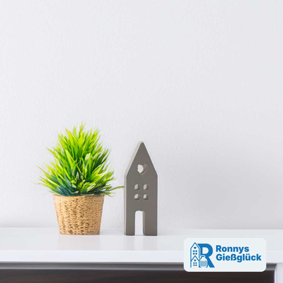 Kleines Beton Haus Deko im Wohnraum