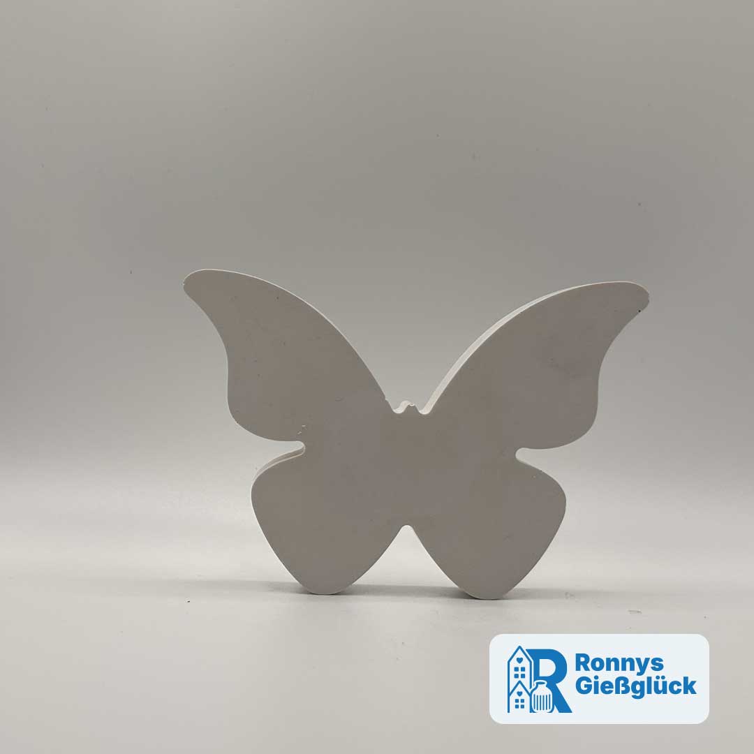 Schmetterling Deko aus Gips weiß handgegossen filigrane Figur