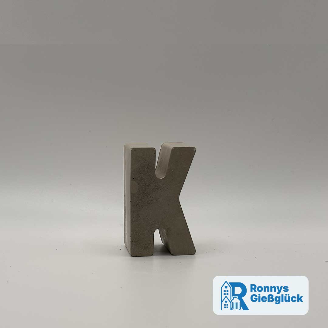 Beton Buchstabe K handgemacht Deko personalisierbar Ronnys Gießglück
