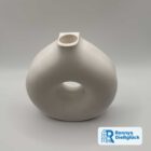 Donut Vase Gips Detailansicht handgemachte Deko Vase modern Ronnys Gießglück